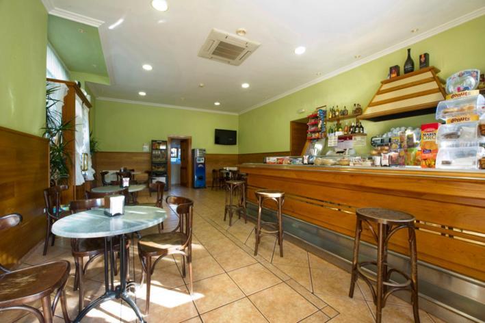 Hotel Restaurante La Casilla Cangas del Narcea Kültér fotó